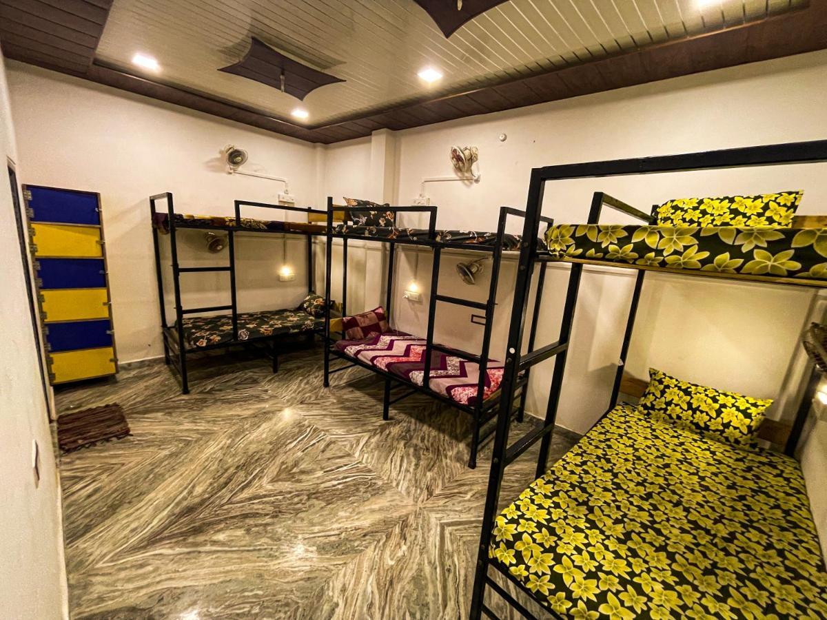 La Vaca India Варанаси Экстерьер фото